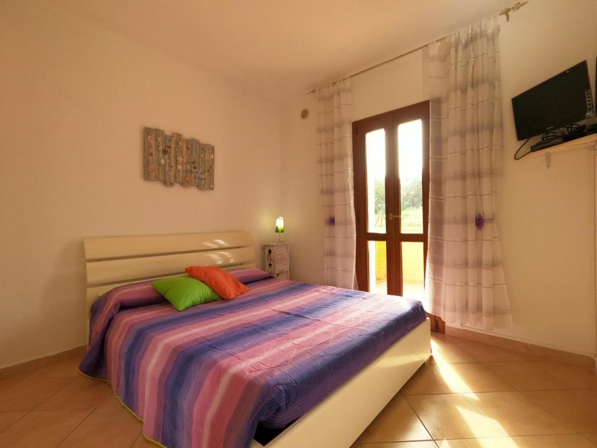 Le Residenze Del Mare Villa Porto San Paolo  Exterior photo
